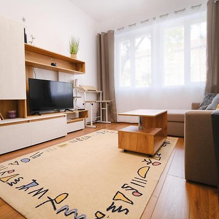 Apartment In The City Center Plovdiv Bagian luar foto