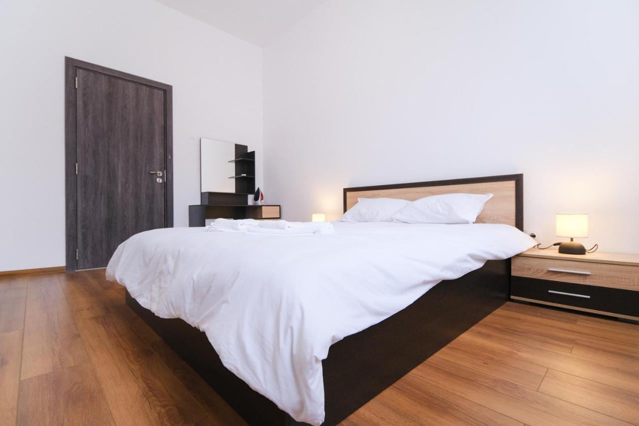 Apartment In The City Center Plovdiv Bagian luar foto