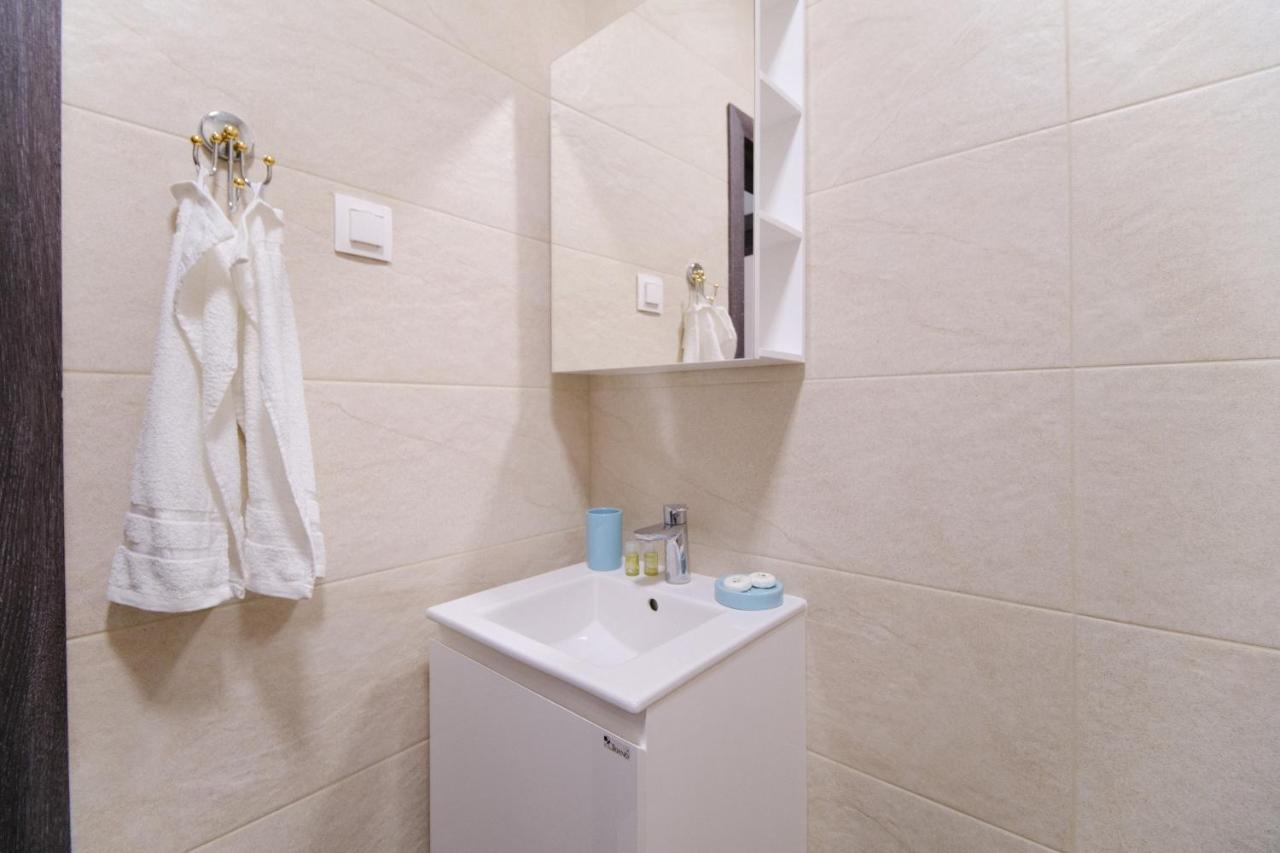 Apartment In The City Center Plovdiv Bagian luar foto
