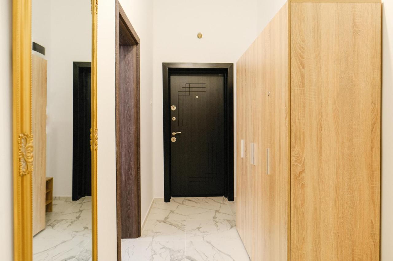 Apartment In The City Center Plovdiv Bagian luar foto